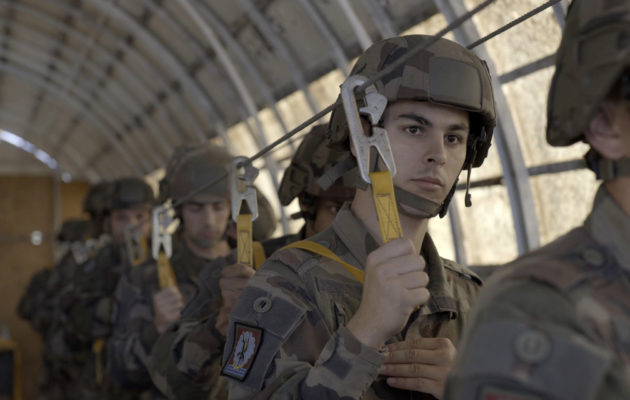 Les parachutistes français en plein entrainement au 1er RTP